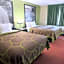 Super 8 by Wyndham Fond Du Lac