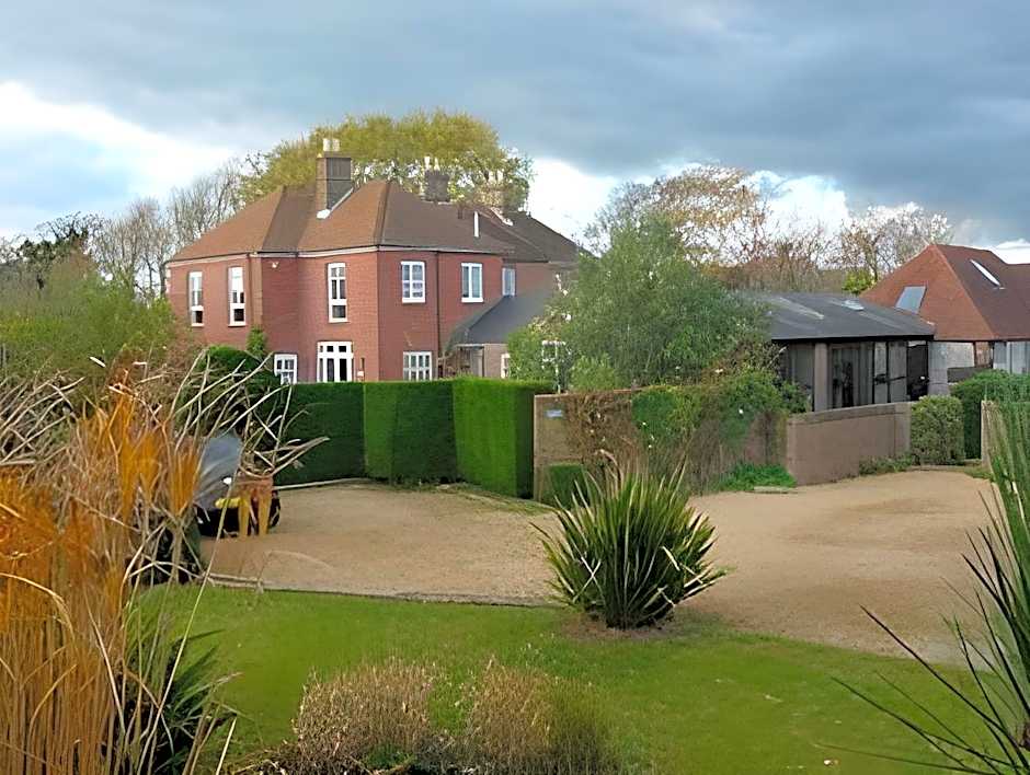 Lockgate Dairy Bed and Breakfast