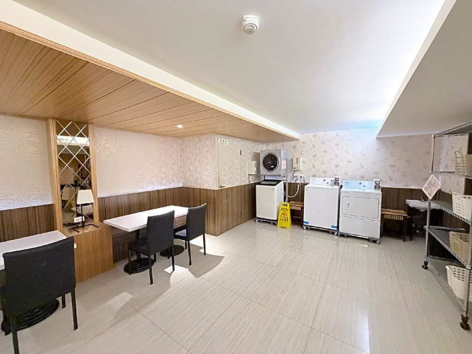 Paris Business Hotel