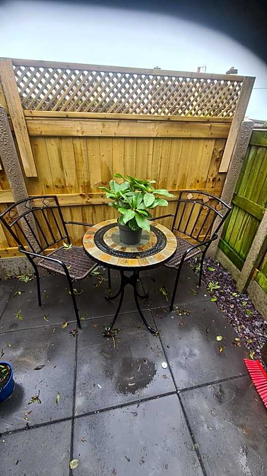 Blue bells Small but quirky & Cozy Shepherd's Hut