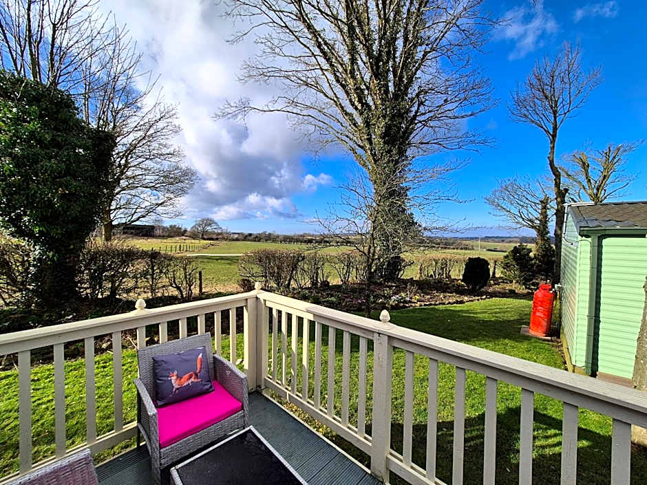 24 The Beeches Caravan Park