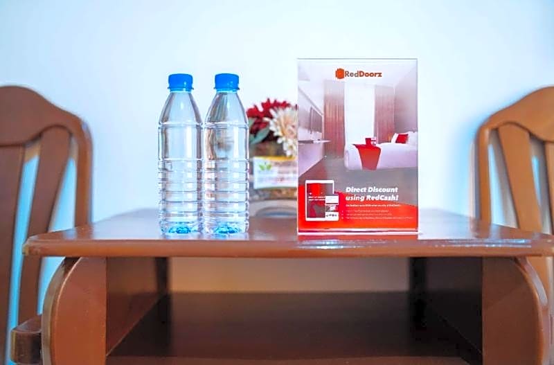 RedDoorz at Bel Air Soho Suites Makati City