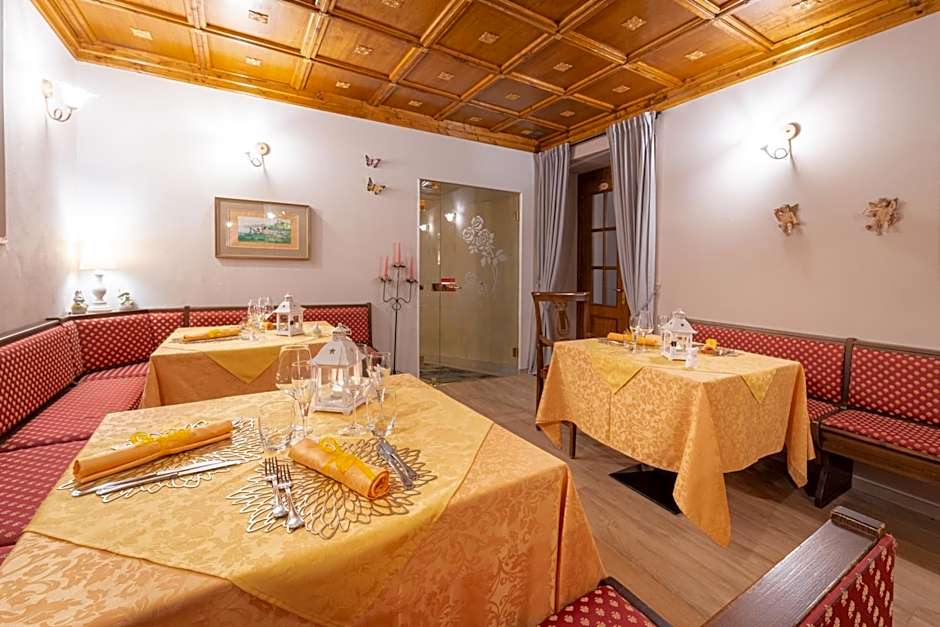 Borgo dei Poeti Romantik Hotel