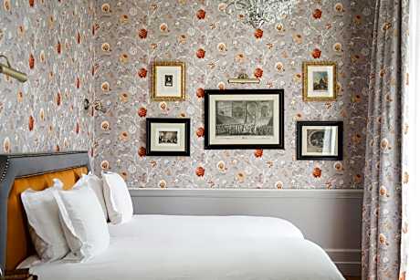 King Room with Lake View