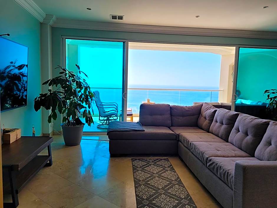 Azure Rosarito Rental at Olas