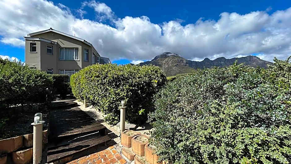 Dune Lodge