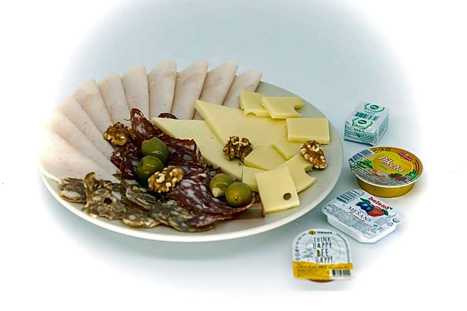 Erjavčeva mountain hut at Vršič pass