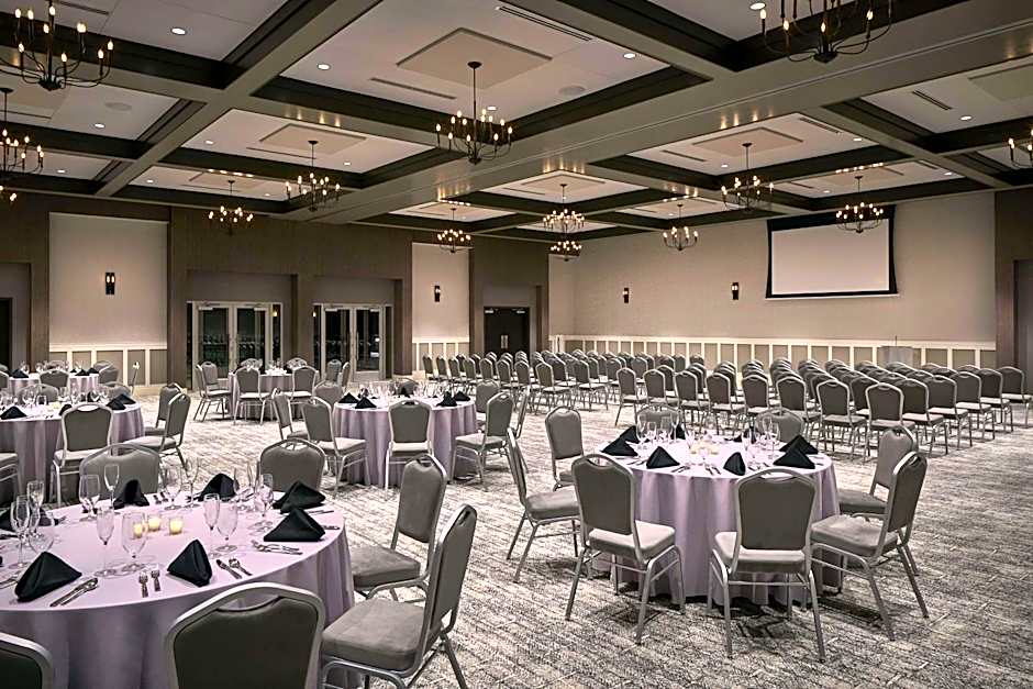 Hyatt Place Wilmington Riverfront