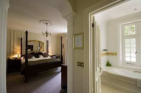 Double or twin superior with balcony