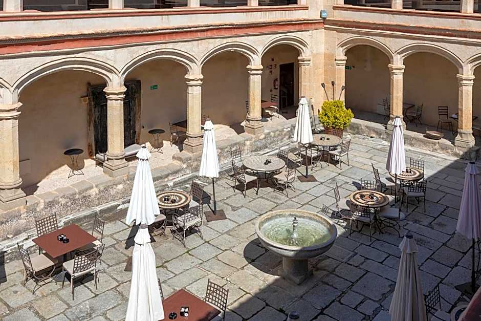 Hotel San Antonio el Real