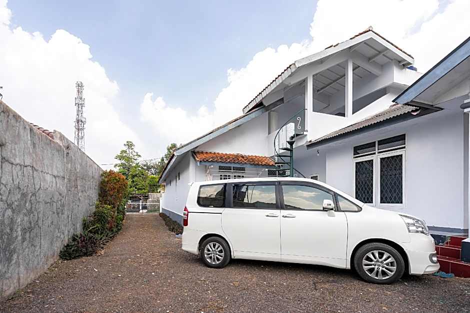 RedDoorz Syariah near RSUD Cimacan