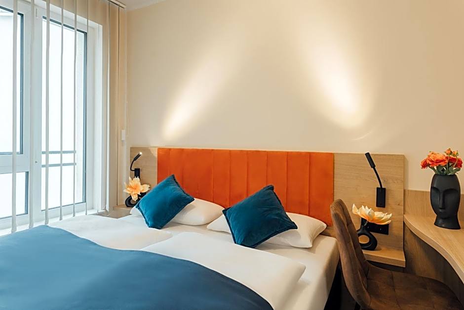 MYKY Aparthotel Harburg - Free Parking