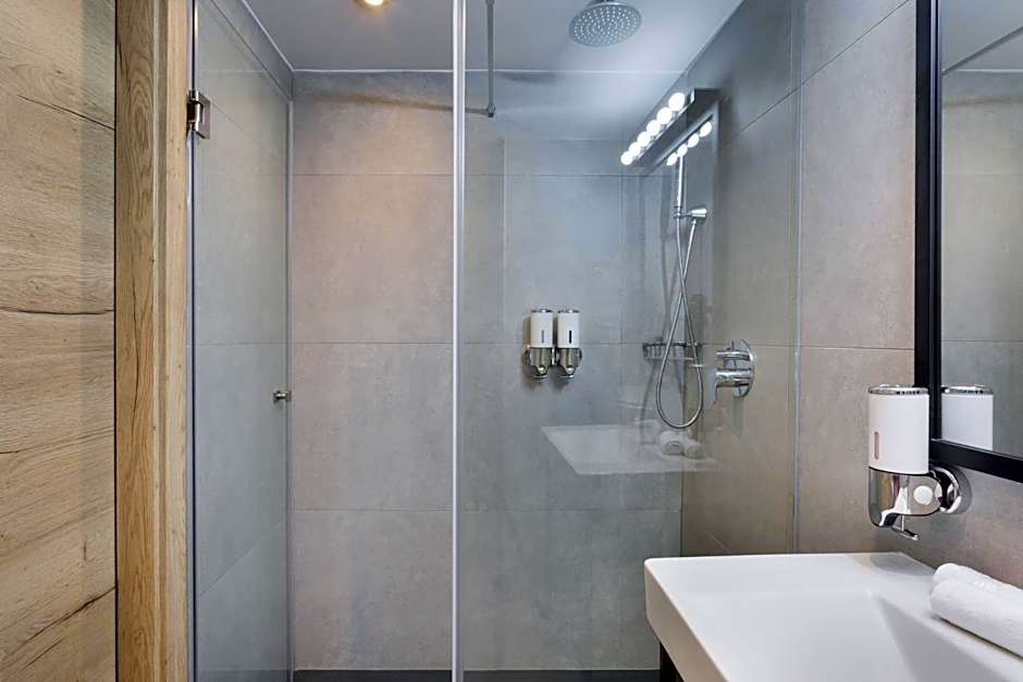 Azur Hotel by ST Hotels