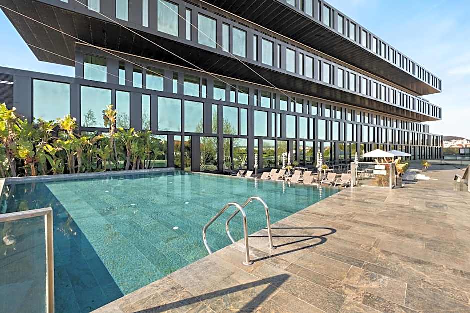 Axis Viana Business & SPA Hotel