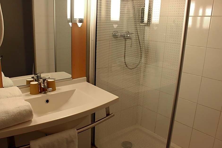 ibis Dijon Sud