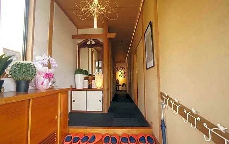 Assi House