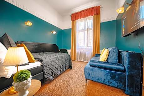 Double room with extra sofa bed