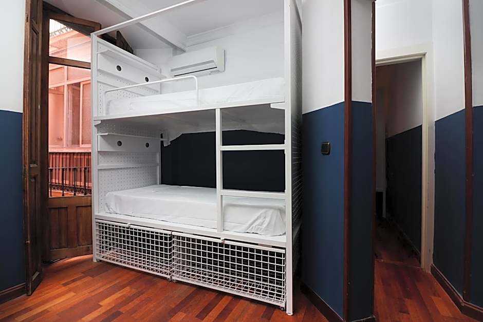 Feel Hostels City Center