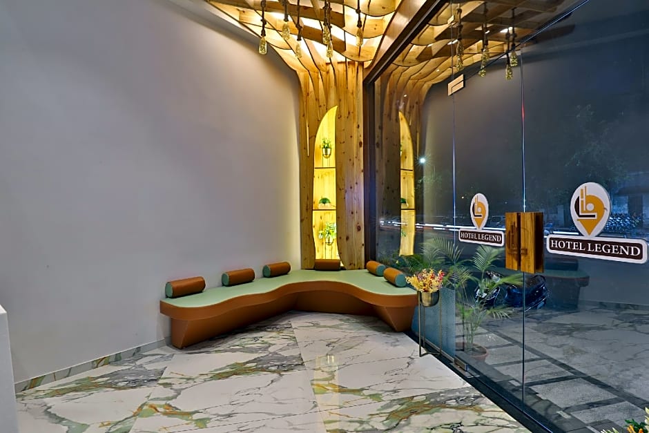 HOTEL LEGEND