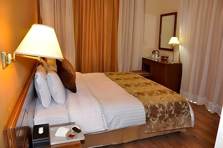 Orient Prince Hotel