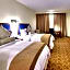 Wyndham Garden Baronne Plaza