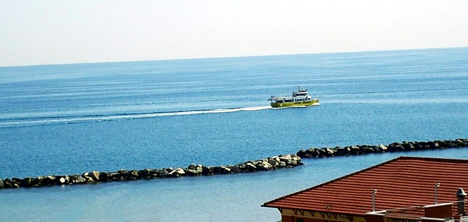 Hotel dell'Amarissimo