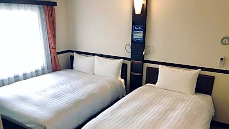 Family Twin A - Non-Smoking