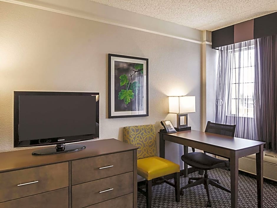 La Quinta Inn & Suites by Wyndham Denver Tech Center