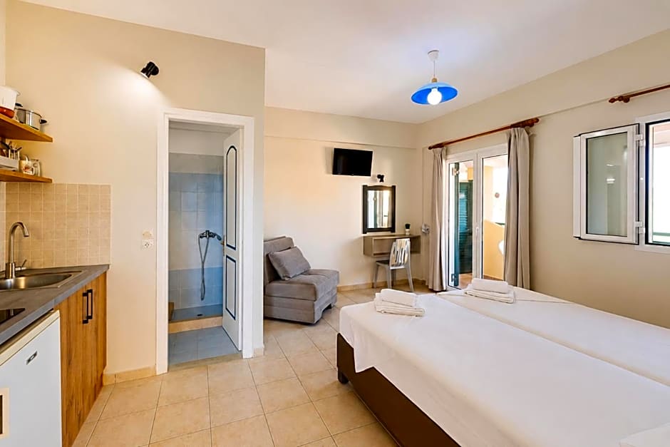 Nikos Villas - Poolside Getaways in Kavos, Corfu