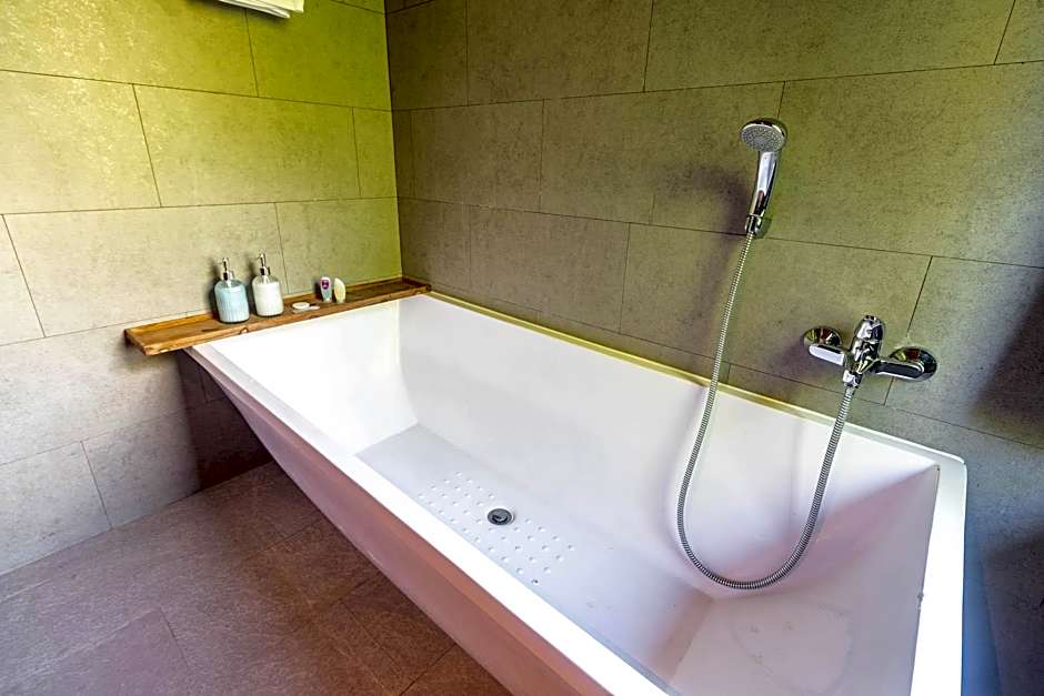 Surya Melasti Beach Villa