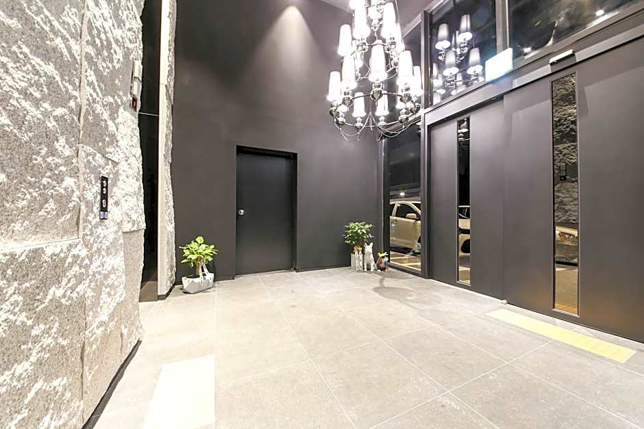 Hotel Zam 101
