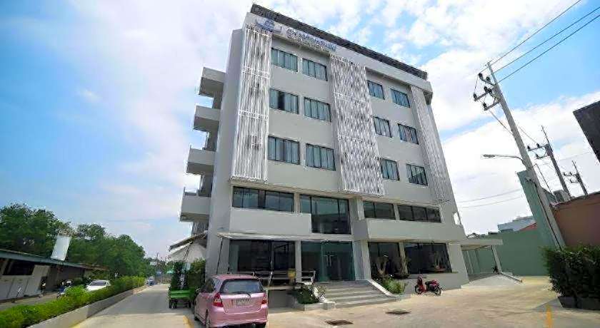 CHANTHABURI CENTER