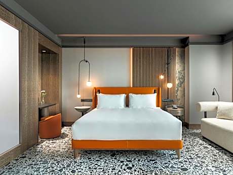 Deluxe Room - City Side