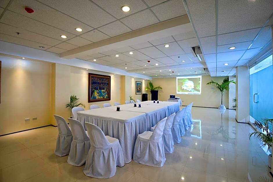 M Citi Suites