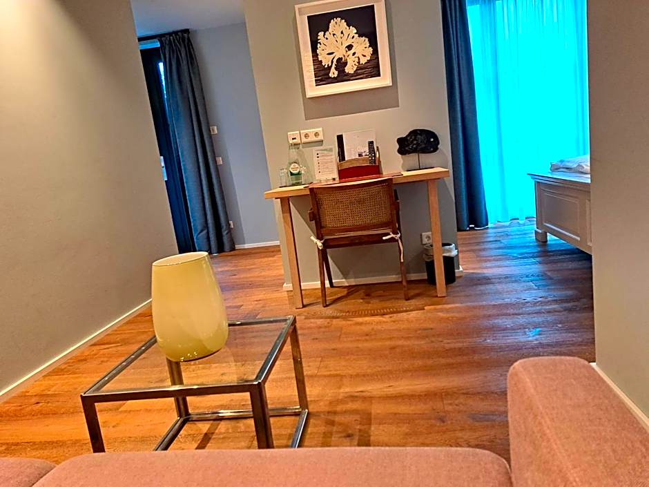 MotelplusHotel BiggeSeeFront