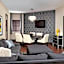 Four Points By Sheraton Hotel & Suites Calgary West