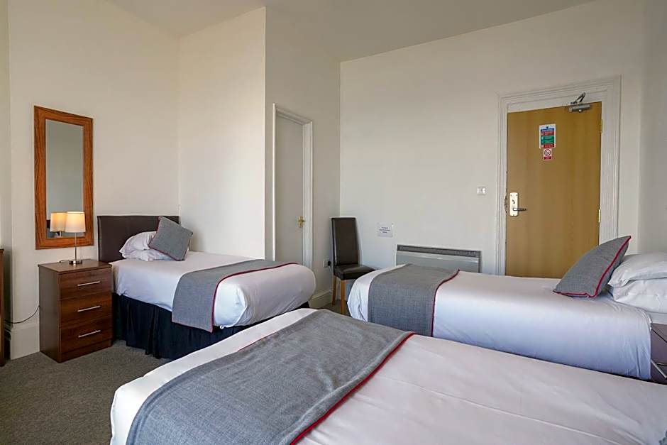 OYO Shanklin Beach Hotel