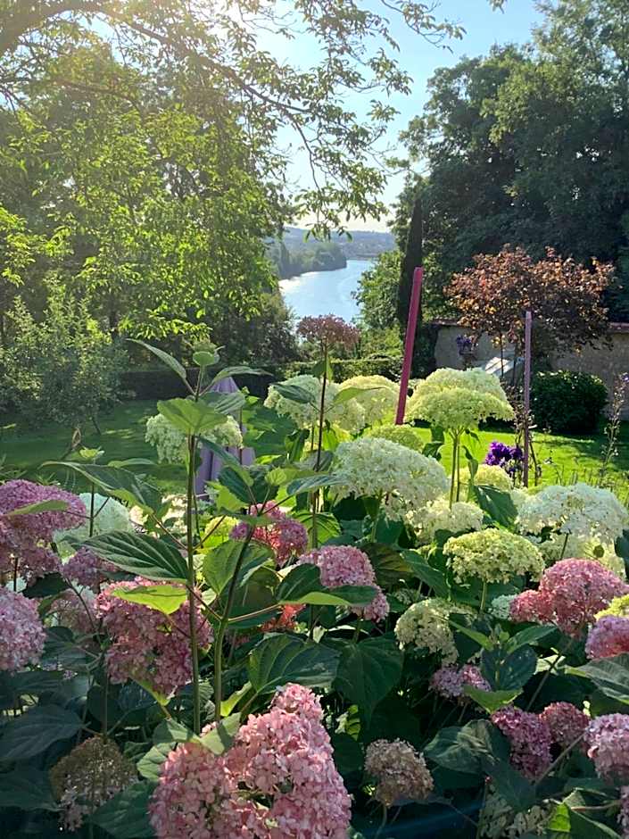 Toute Une Histoire près de Fontainebleau