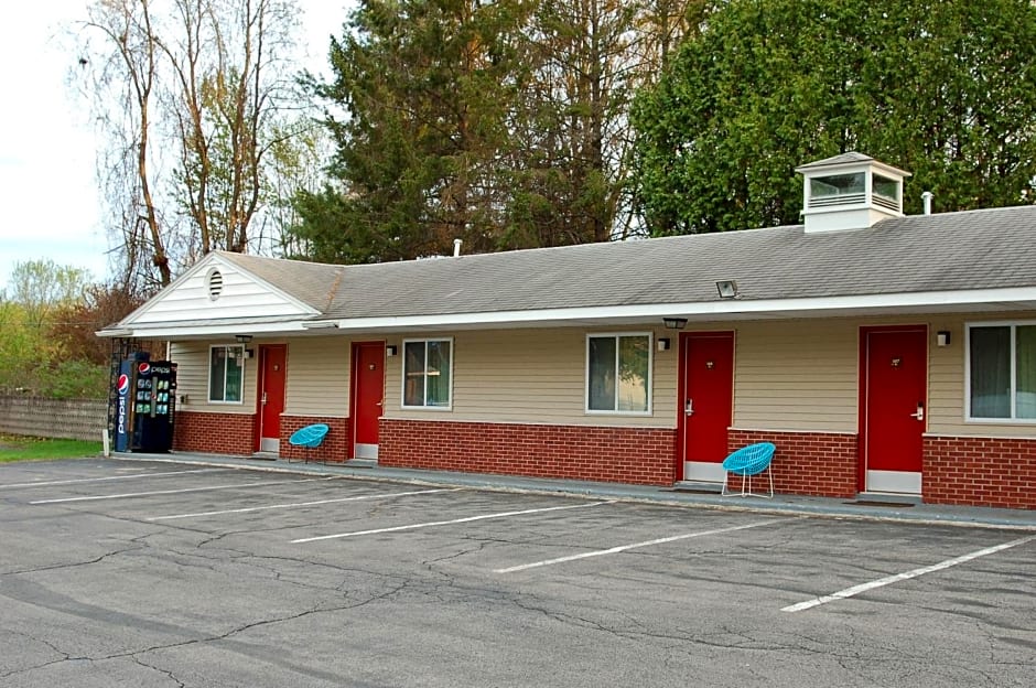 Budgetel Inn Glens Falls-Lake George