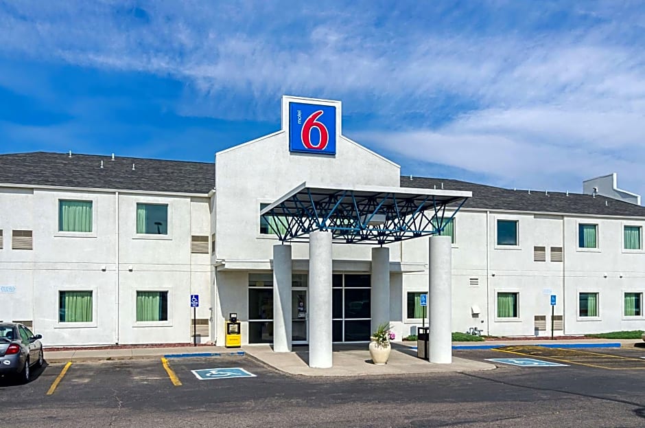 Motel 6-Wheatland, WY