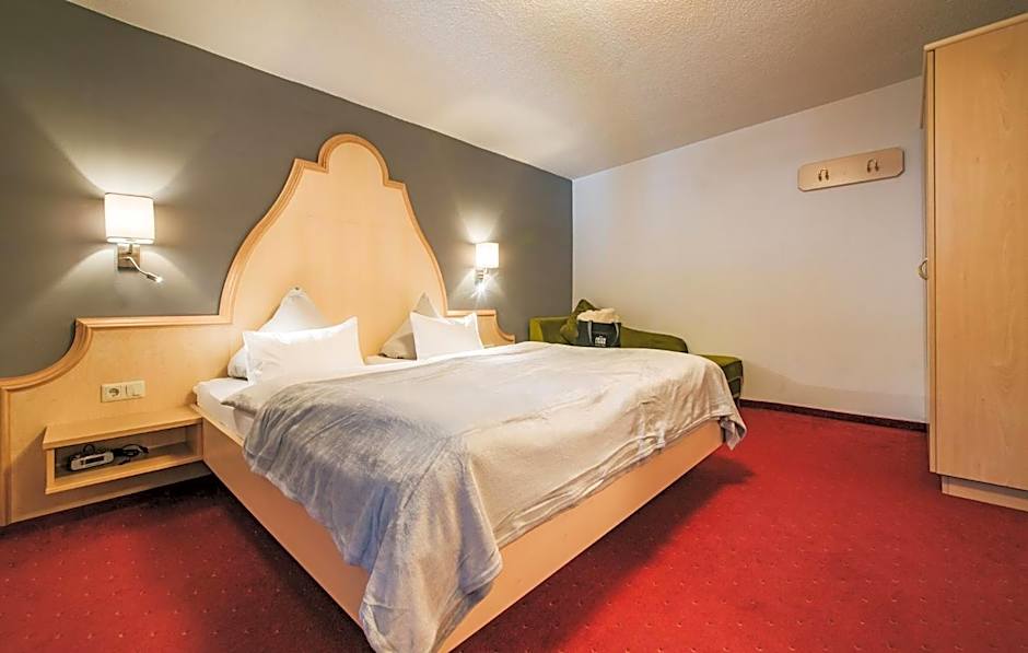 Arlen Lodge Hotel-Garni