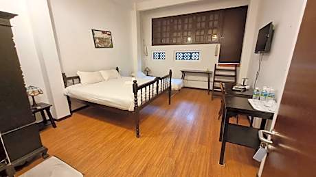 Triple Room with Lake View