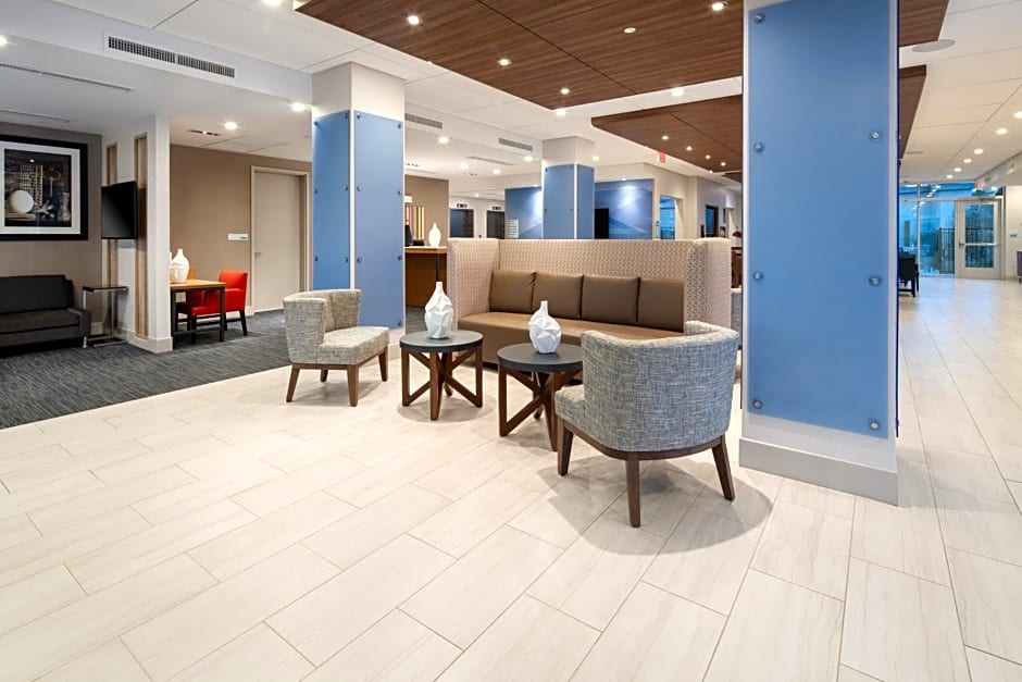 Holiday Inn Express and Suites Murrieta By IHG