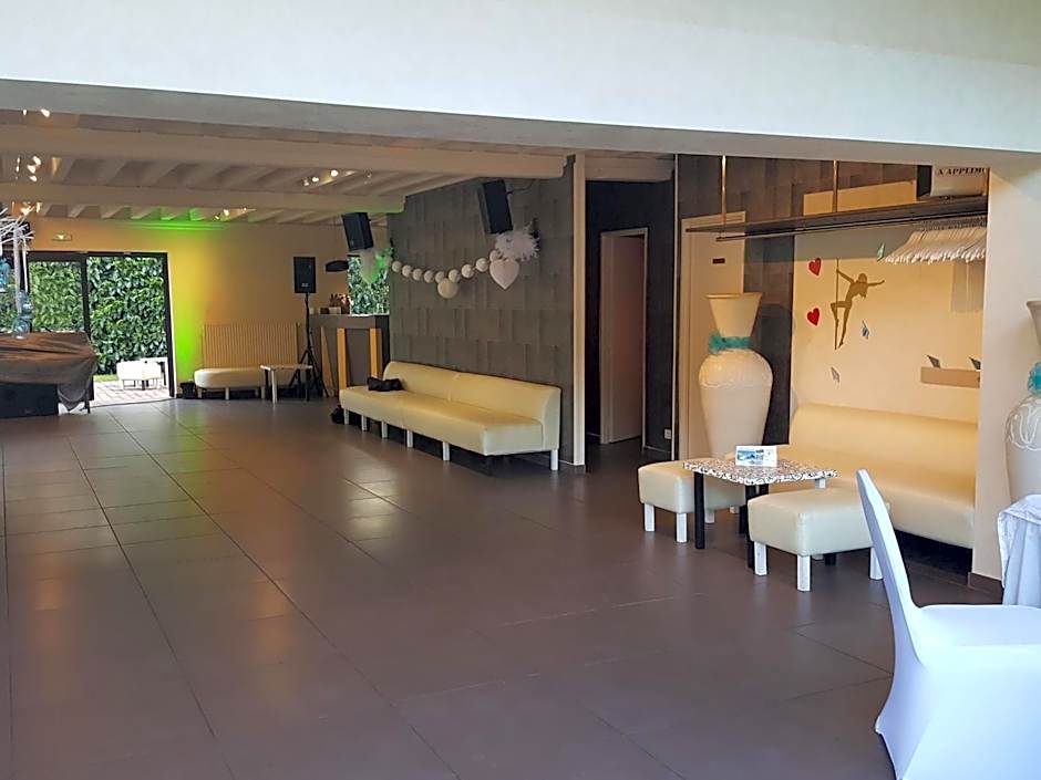 Hôtel Domaine des Pierres Dorées