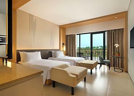 Deluxe Room Twin Lake View