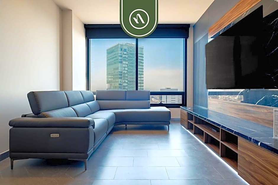 Luxury 2 BR Condo in Reforma - Skyline View - Pool