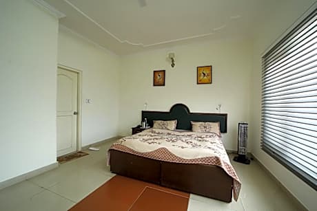 Tehri Club and Resorts