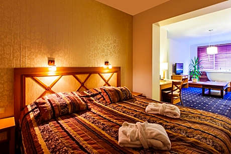 Deluxe Double Room with Hot Tub