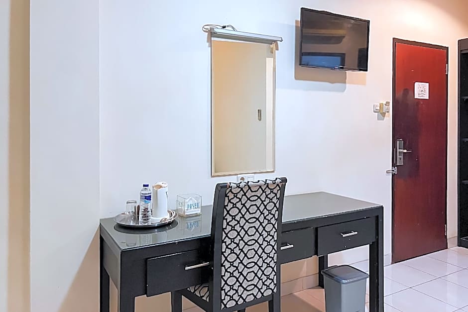 Urbanview Hotel Yasmin Makassar by RedDoorz