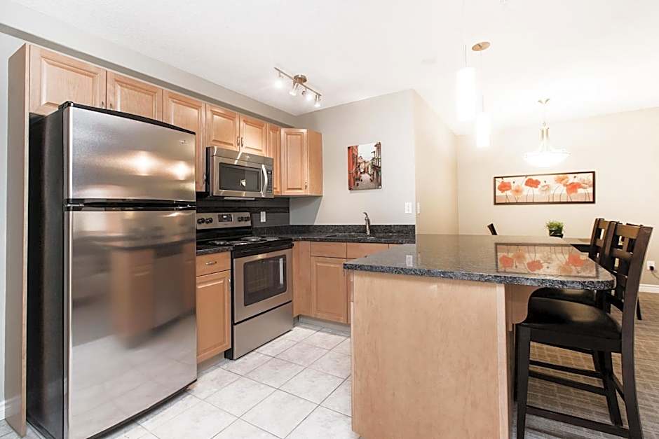 Canterra Suites Hotel